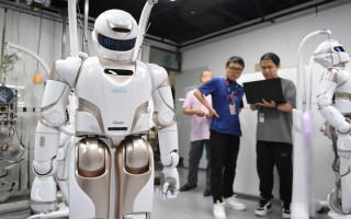 人形机器人“加速跑” 何时能进入日常生活？