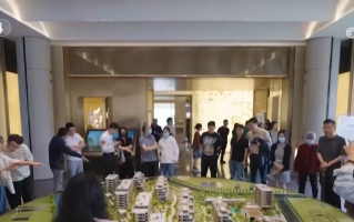 机器人“建设者”+好设计、好材料助力 建设“好房子”构筑民生“大幸福”