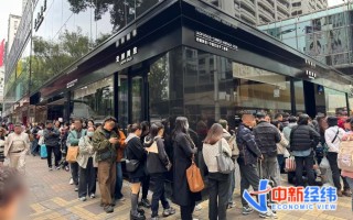 一克便宜80元，排队三小时，香港买金火了！这些风险要注意……