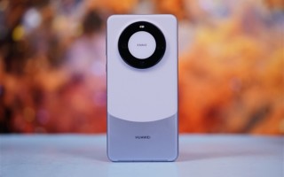 华为Mate 60享以旧换新补贴+国补双重优惠：性价比更高