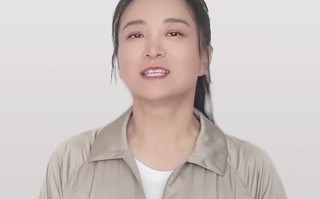 贾玲近照又瘦了引热议 网友：朝气十足