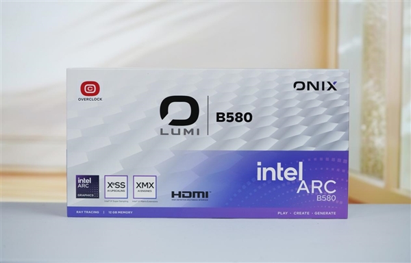 纯白双风扇！傲世追日Intel锐炫B580 OC显卡图赏-第20张图片-芙蓉之城