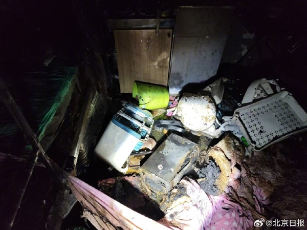 北京一居民家电动车起火1死4伤 锂电池起火所致：官方重申室内充电-第1张图片-芙蓉之城