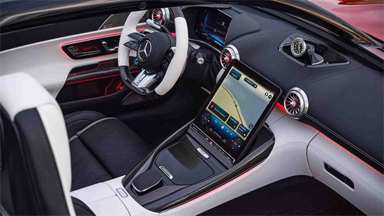 梅赛德斯-AMG SL63 PureSpeed官图 限量发售-第5张图片-芙蓉之城 梅赛德斯-AMG SL63 PureSpeed官图 限量发售-第5张图片-芙蓉之城
