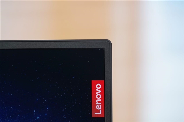 986g极致轻薄！联想ThinkPad X1 Carbon Aura AI 2025图赏-第9张图片-芙蓉之城