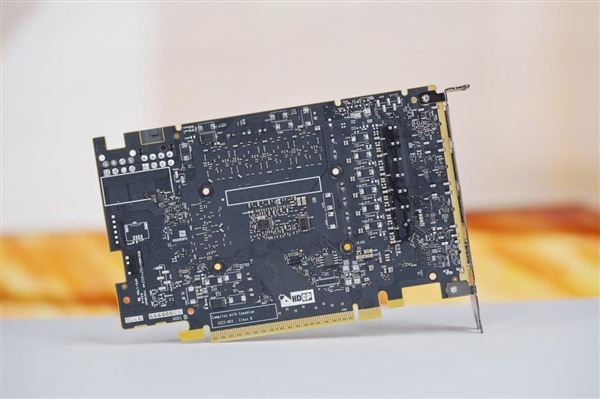 新一代甜品卡！傲世征途Intel锐炫B580显卡图赏-第16张图片-芙蓉之城