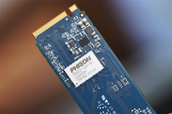 狂飙10000MB/s！铠侠EXCERIA PLUS G4 1TB SSD图赏-第12张图片-芙蓉之城