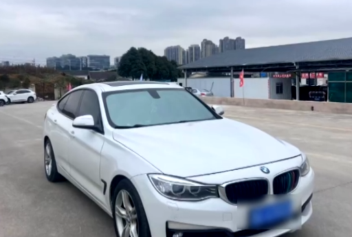买二手宝马里程表缩水一半 销售：我就赚了1千元 具体不知情-第1张图片-芙蓉之城