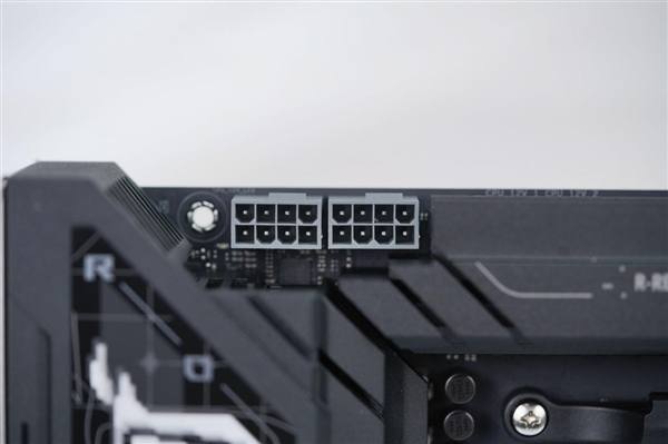 5个M.2接口！华硕ROG STRIX B850-E GAMING WIFI主板图赏-第6张图片-芙蓉之城