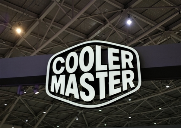 酷冷至尊推出MasterLiquid 360 Core II AIO：六边形无限镜冷头-第1张图片-芙蓉之城