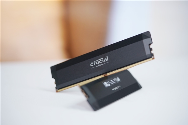 狂飙6400MT/s！英睿达DDR5 Pro超频版游戏内存图赏-第2张图片-芙蓉之城