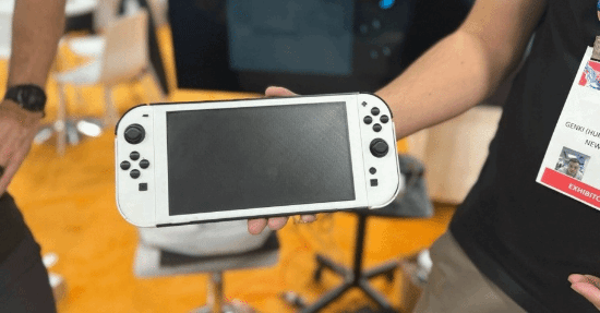 Switch 2真机曝光 外挂设备已经现身-第1张图片-芙蓉之城