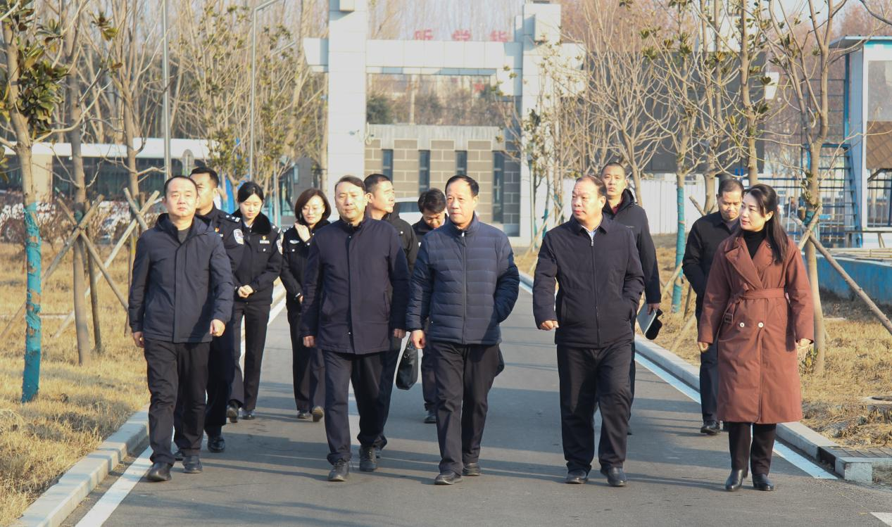 携手践行新时代枫桥经验 警校共筑高质量平安校园-第1张图片-芙蓉之城