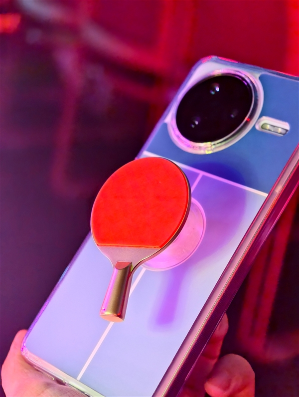 代言人樊振东生日！REDMI K80系列推出乒乓手机壳：售价79元-第7张图片-芙蓉之城