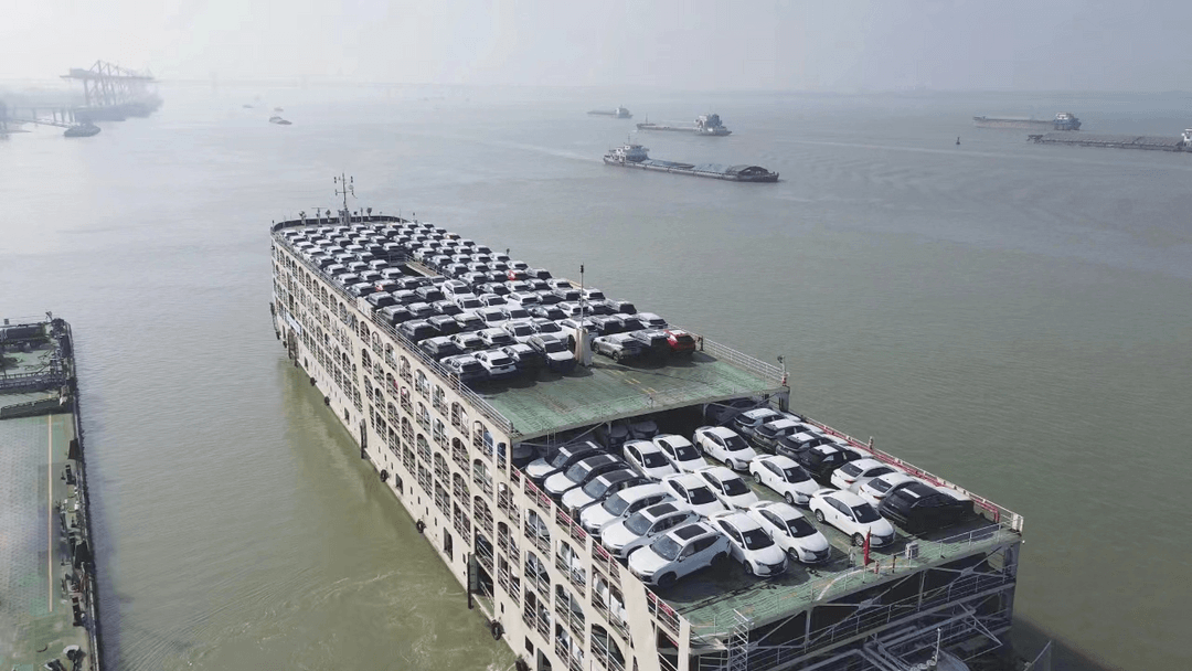 海关:我国2024年汽车出口达640.7万辆-第1张图片-芙蓉之城 海关:我国2024年汽车出口达640.7万辆-第1张图片-芙蓉之城