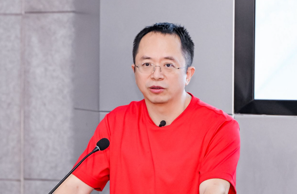 免费送100辆车被喷有门槛！周鸿祎：即日起取消门槛 一步就能参与抽奖-第2张图片-芙蓉之城