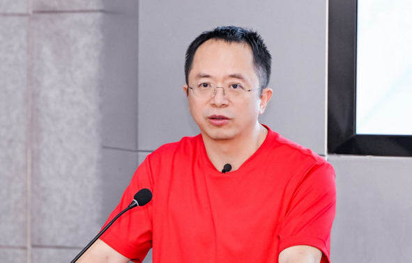 周鸿祎自曝动了车评人奶酪：老拿没有驾照这事讽刺我-第1张图片-芙蓉之城