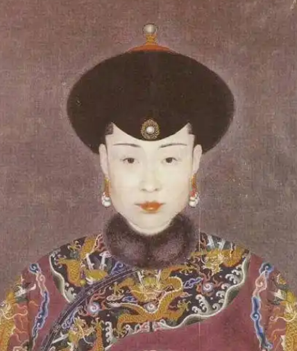 乾隆皇贵妃苏佳氏：深受宠爱却未能合葬之谜-第1张图片-芙蓉之城