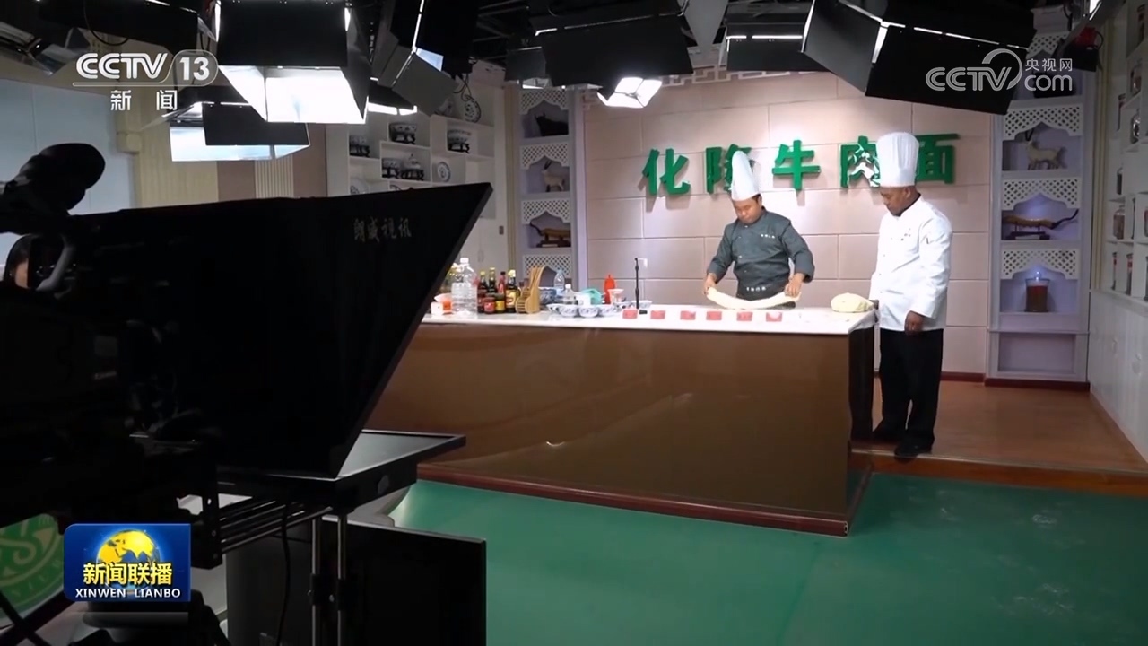 【再访脱贫村 振兴气象新】强化人才支撑 助力乡村全面振兴-第4张图片-芙蓉之城