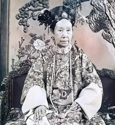 为何无人能够限制慈禧的权力？-第1张图片-芙蓉之城