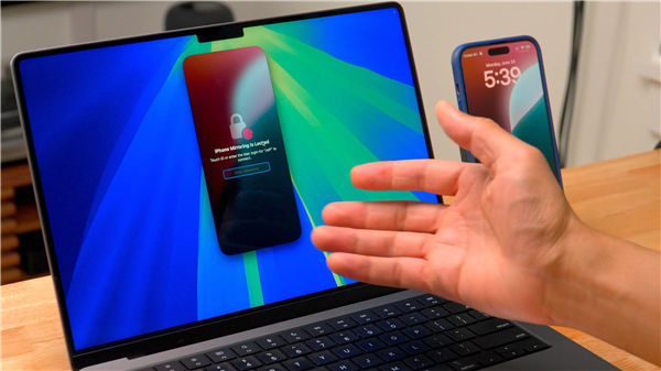 欧盟版iOS 18.4缺失关键功能：苹果砍掉了iPhone镜像-第1张图片-芙蓉之城