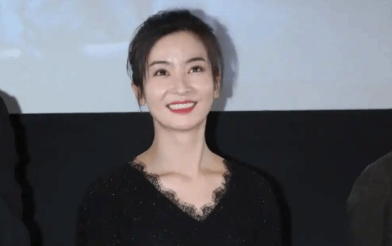 乘风2025助力，新版《还珠格格》重播引发热议-第1张图片-芙蓉之城