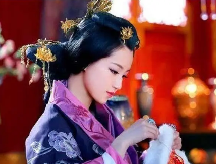 汉惠帝皇后张嫣：为何被尊称为“花神”？-第1张图片-芙蓉之城