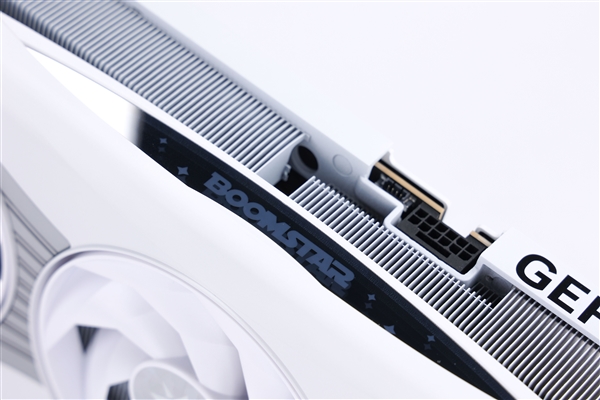 新星曜 放肆AI|影驰GeForce RTX 5090 D 星曜LUNA OC显卡评测-第11张图片-芙蓉之城