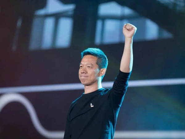 贾跃亭称自己推动了中国新能源汽车弯道超车！FF是黄埔军校-第2张图片-芙蓉之城