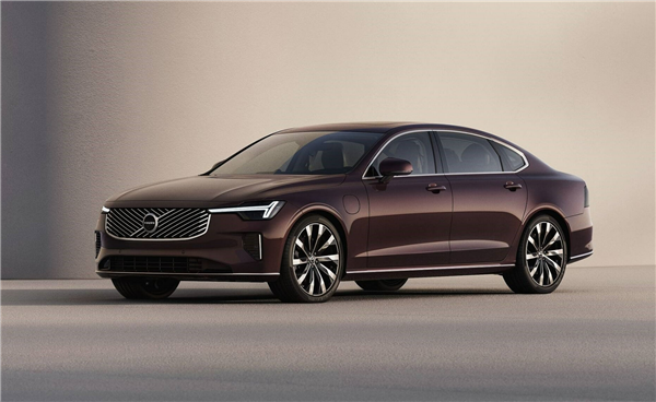 换上XC90同款格栅 新款沃尔沃S90官图发布：预计售价40万-第2张图片-芙蓉之城