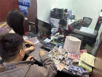 同台“摆摊”、零钱清点 来自兴业银行上海分行的善意“精准抵达”-第2张图片-芙蓉之城