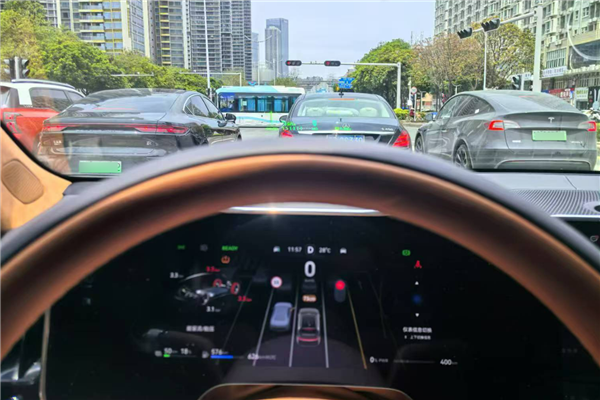 华为百万级豪车 尊界S800上市定档：内饰部分细节提前曝光-第7张图片-芙蓉之城