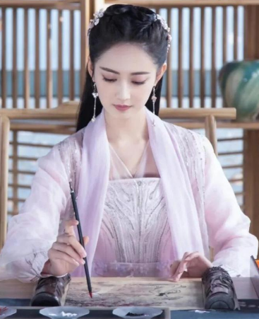 五代第一美人：花见羞的传奇人生-第1张图片-芙蓉之城