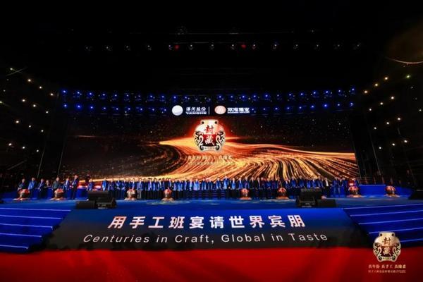 用手工班宴请世界宾朋！2025洋河股份封藏大典隆重举办-第8张图片-芙蓉之城
