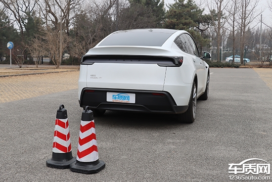2025款特斯拉Model Y日常实用性测试报告-第64张图片-芙蓉之城