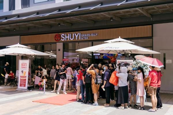 开辟“花香水果轻乳茶”品类新蓝海 书亦“橙漫山茶花”回归一周销量突破200万杯-第2张图片-芙蓉之城