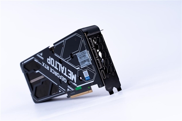 2K光追游戏好手|影驰GeForce RTX 5060 Ti 金属大师黑金版MAX OC 显卡评测-第13张图片-芙蓉之城