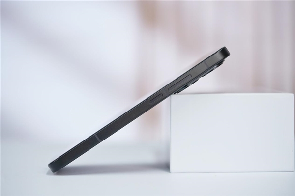 王腾：REDMI Turbo 4 Pro金属中框、防水大满贯同档最强-第3张图片-芙蓉之城