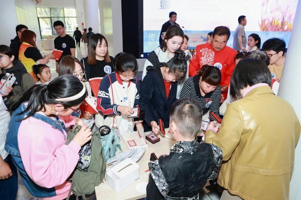 北京大兴北臧村镇举办诗歌朗诵接力大会，传承诗意文化-第2张图片-芙蓉之城