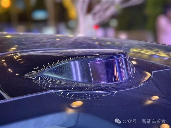 百公里3个油 吉利银河星耀8开售：同级合资燃油洗洗睡吧-第3张图片-芙蓉之城