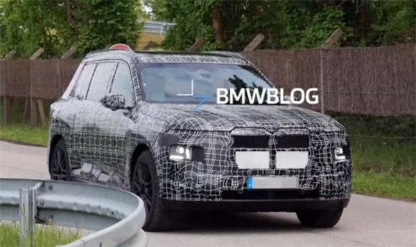 百万级豪华SUV！新一代宝马X7曝光：买它还是仰望U8-第2张图片-芙蓉之城
