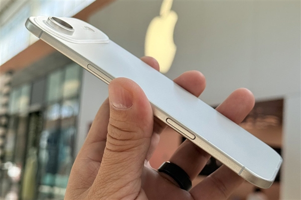 苹果史上最薄机型：iPhone 17 Air参数公开-第1张图片-芙蓉之城