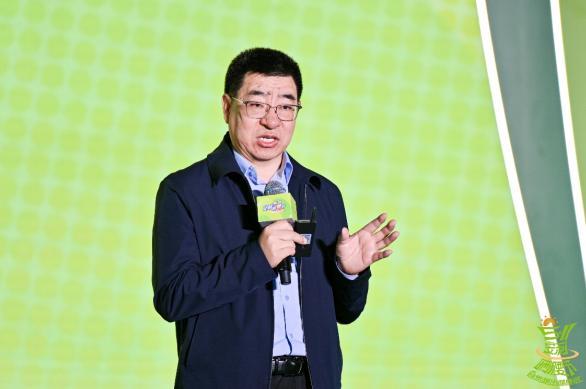 “我要腰”变“我耀腰” 5·11全民晒腰节变身万人健康大秀场-第5张图片-芙蓉之城