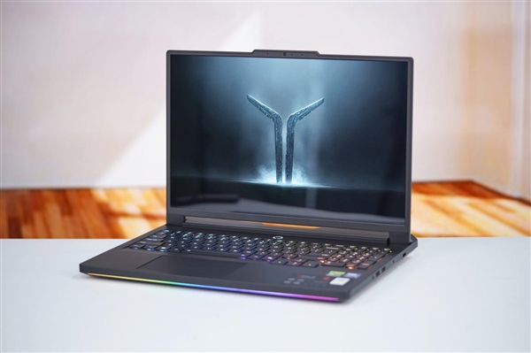 首次引入RGB 光效拉满！联想拯救者Y9000P 2025至尊版图赏-第5张图片-芙蓉之城