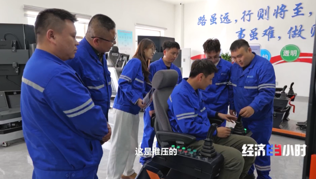 人才需求达百万级！人工智能如何催生职业新赛道-第6张图片-芙蓉之城