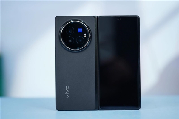 vivo X Fold 5硬件规格首曝：骁龙8 Gen3加持、电池狂堆到6000mAh-第1张图片-芙蓉之城