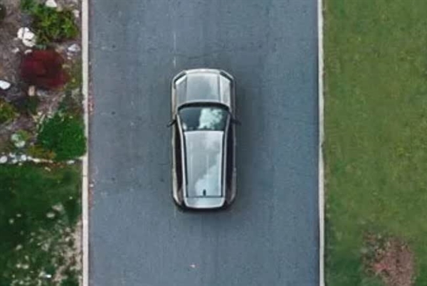 销量担当！全新丰田RAV4官方预告：披着越野外衣的城市SUV-第1张图片-芙蓉之城