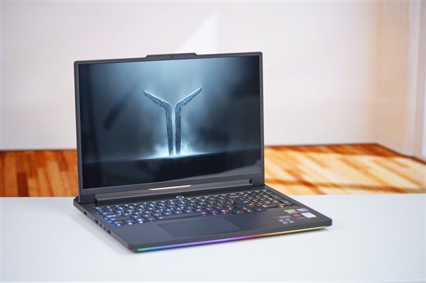 首次引入RGB 光效拉满！联想拯救者Y9000P 2025至尊版图赏-第6张图片-芙蓉之城