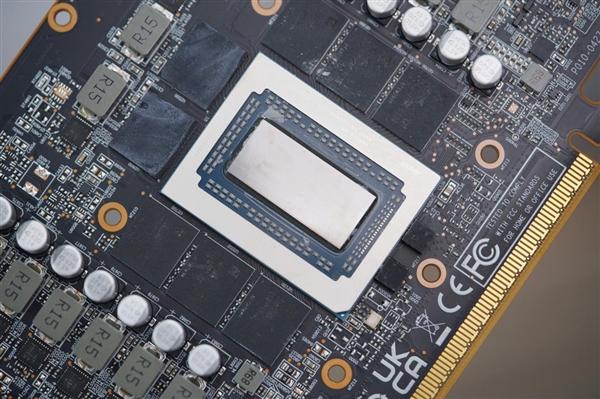 碾压RTX 5060 Ti！蓝宝石RX 9070 GRE GAMING OC 12GB DUAL显卡图赏-第22张图片-芙蓉之城