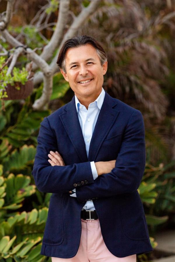 嘉康利董事长兼CEO罗杰·巴纳特登上《福布斯》-第1张图片-芙蓉之城